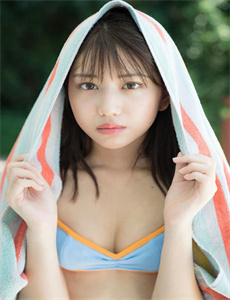 12周岁女洗澡免费观看